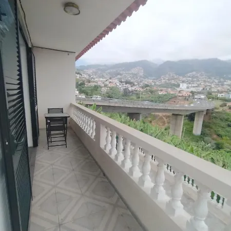 Casa Alencastre Holiday home