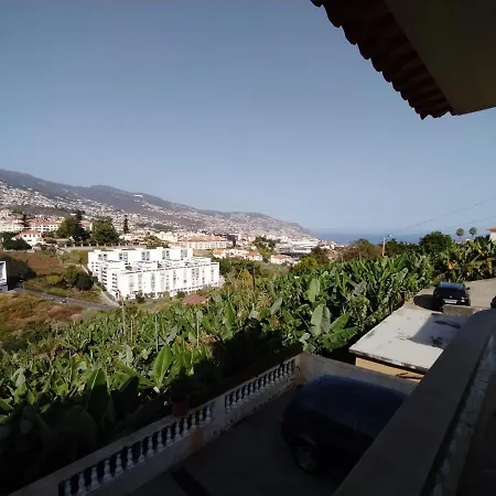 Casa Alencastre Holiday home *